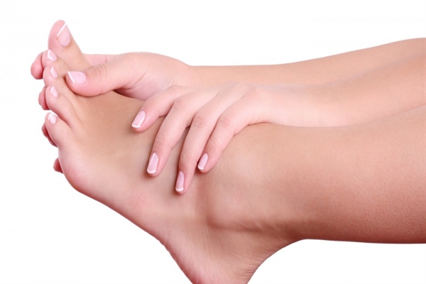 HOW TO CARE FOR YOUR FEET